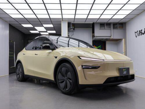 Model y 改色犀牛皮 膜研所 薩哈拉黃