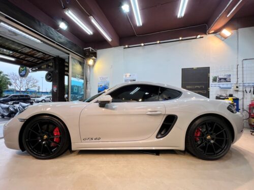 Porsche 718 GTS 固特異犀牛皮