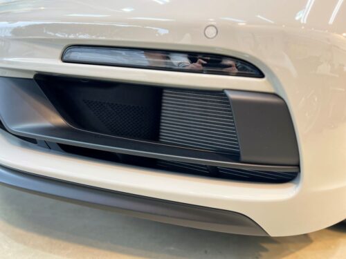 Porsche 718 GTS 固特異犀牛皮